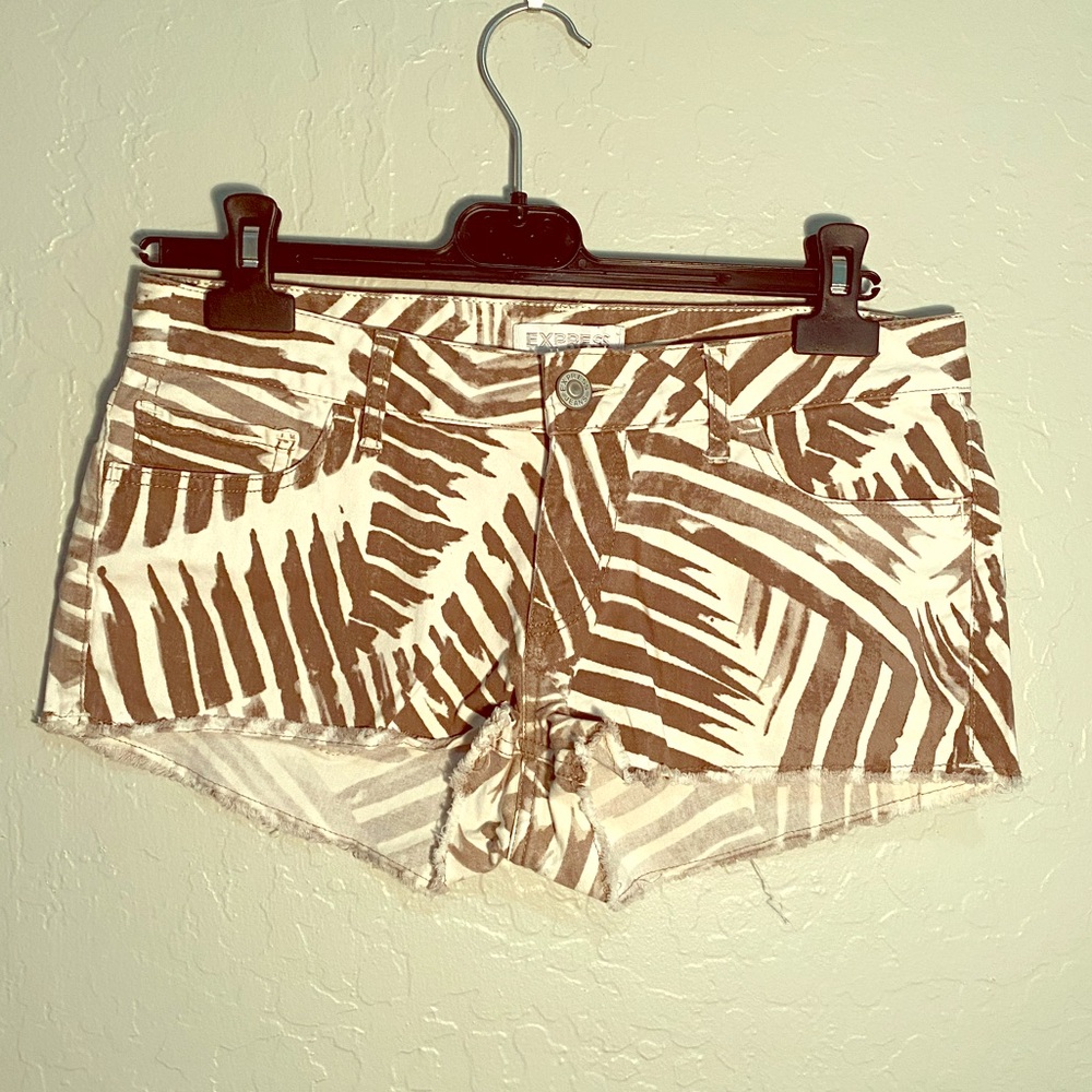 Express shorts